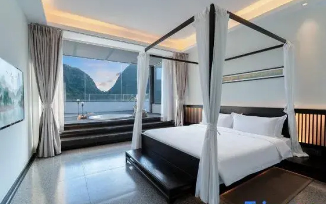 Manyun Oriental Hidden Luxury Hotel (Yangshuo Yulong River)