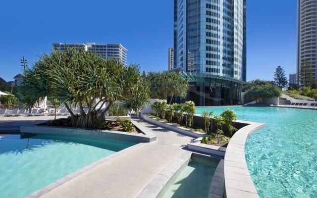 Private Luxe 3 BDR at Q Surfers Paradise