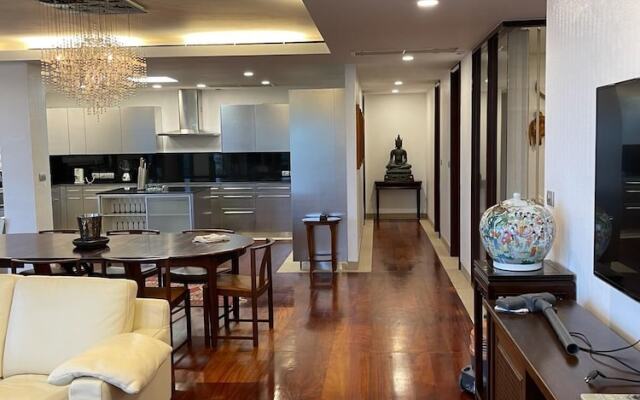 Seaview Residence