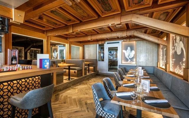 Hotel Alpina