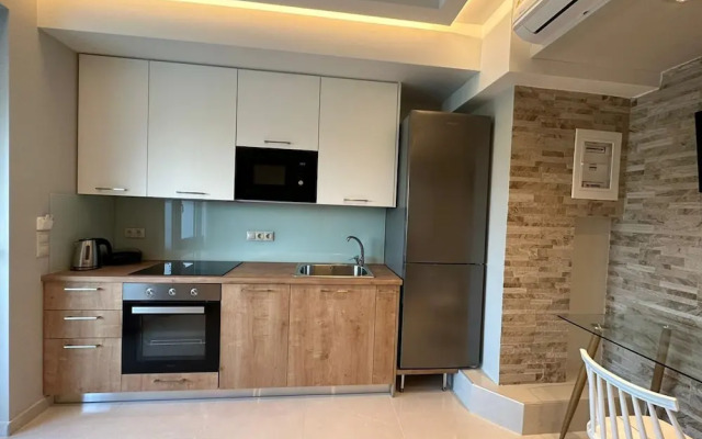 Elpida Luxury Apartments & Suites