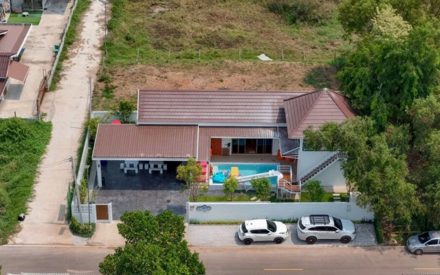 Ongsa Poolvilla Udonthani