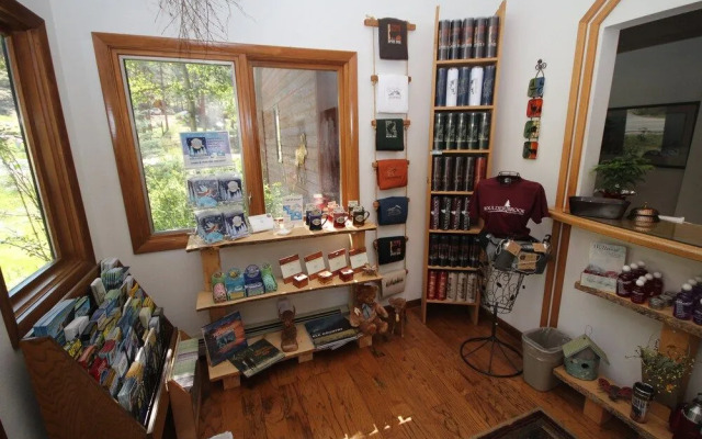 Boulder Brook on Fall River