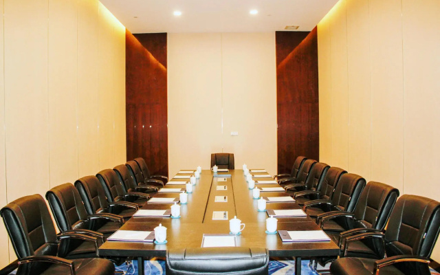 Qiankun International Hotel