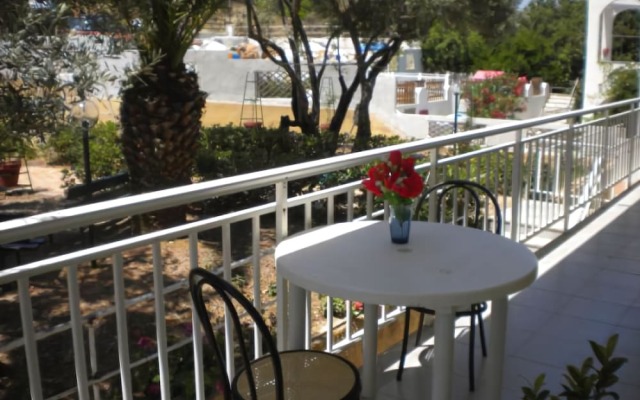 Chios Rooms  MyView