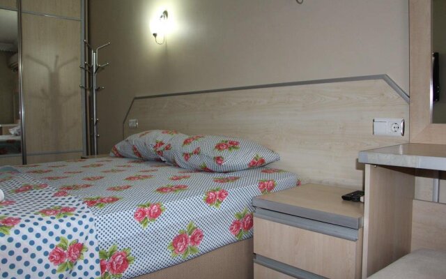 Yanki Otel