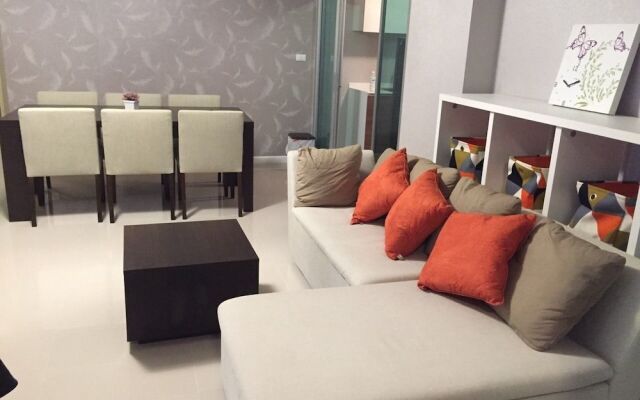 Baan Thew Lom By Woranan