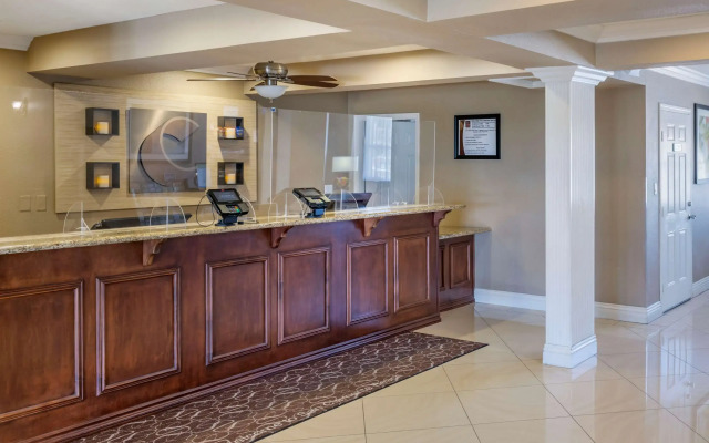 Comfort Suites San Clemente Beach