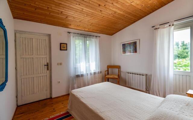 Village Family House Ranka