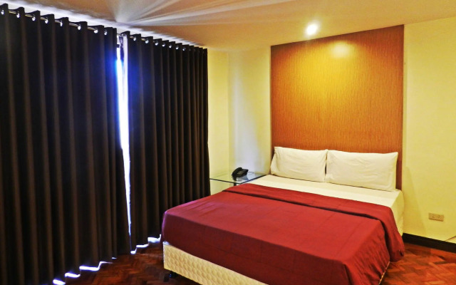 Salcedo Suites