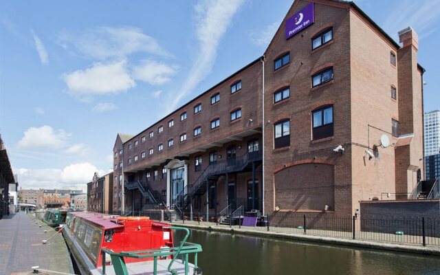 Premier Inn Birmingham Broad Street Canal Side