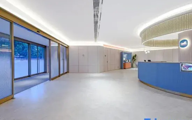 HanTing Hotel (Xi'an High-tech Zone Chuanghui Community)