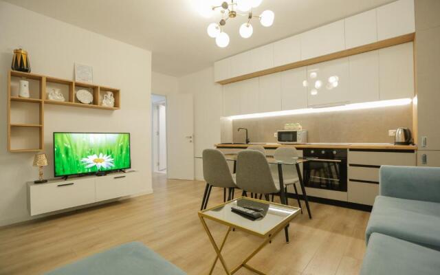 Miku Apartment-Premium 2BD At Wilson Squear
