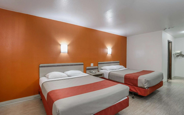 Motel 6 Pasadena, TX