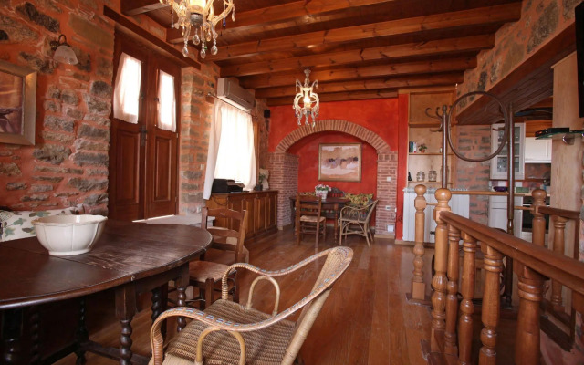 Dorovinis Country Houses