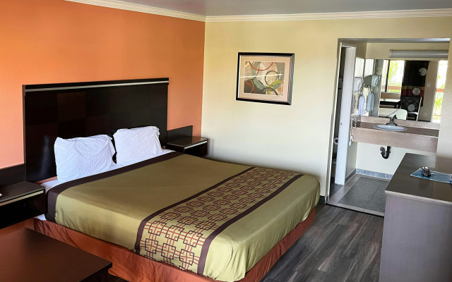 Rivera Inn & Suites Motel Pico Rivera