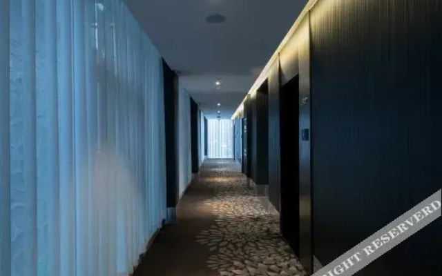 Orange Hotel (Zhenjiang Xijindu Scenic Area)