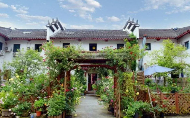 Rongyi Hengdian Hostelling International