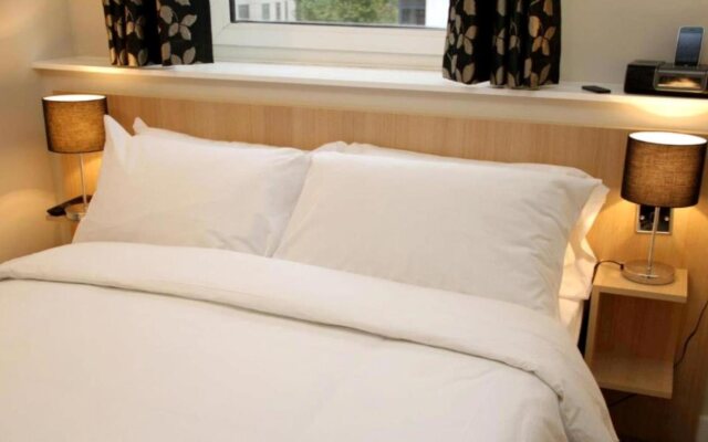 Lansdowne Hotel Croydon