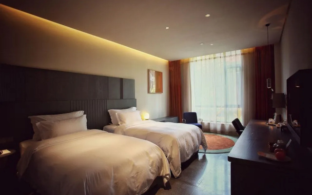 ZuoYouKe Theme Hotel