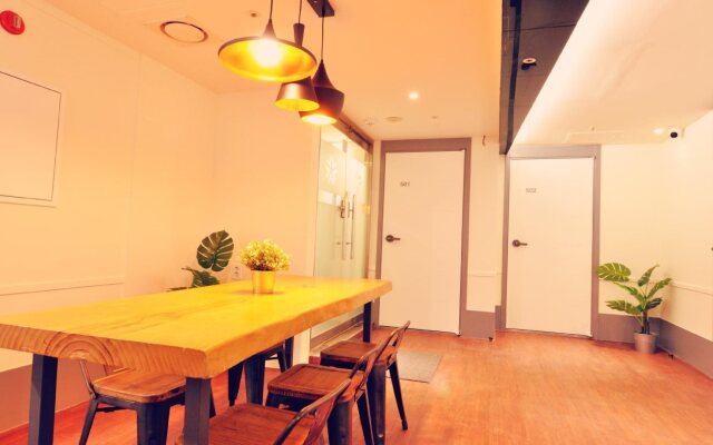 OYO Hostel Myeongdong 3