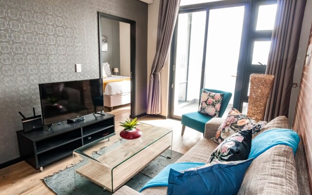 The Vantage Apartments