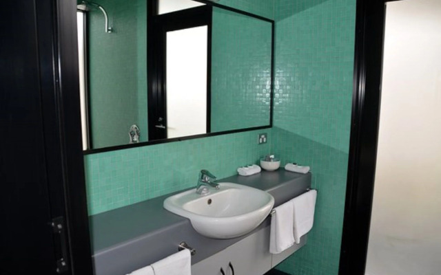 Esperance Island View Apartments