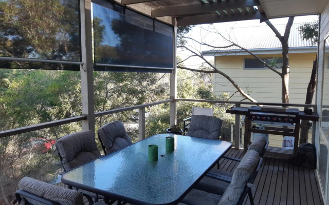 Elevated holiday house in bush setting overlooking wetlands