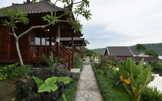 Sunday Huts Lembongan