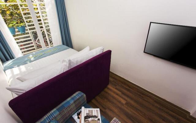 Maro Hotel
