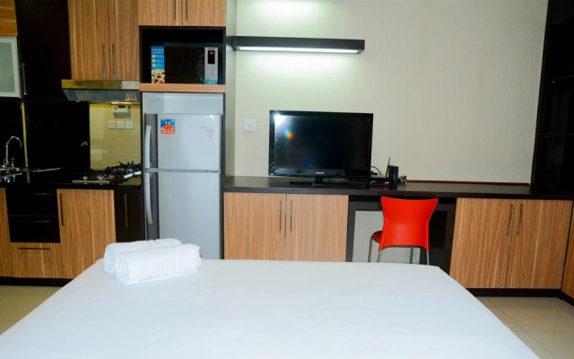 Exclusive Studio Room Atria Residence Apartment By Travelio