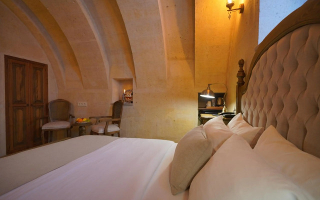 Maya Cave Hotel