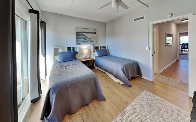 Island House by Distinctive Beach Rentals