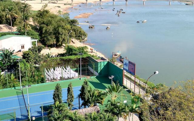 My Tra Riverside Hotel