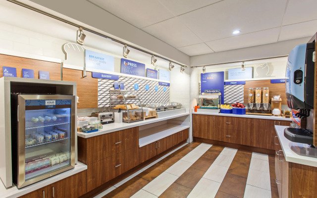 Holiday Inn Express Mira Mesa-San Diego by IHG