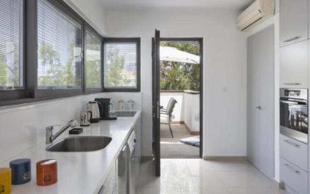 Ben Yehuda Duplex