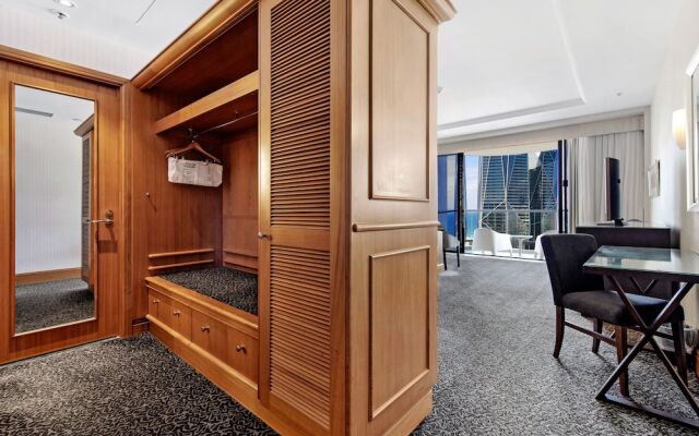 Oaks 17th Level Suite with Ocean Views