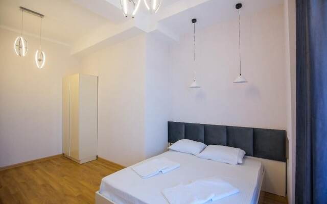 Seventh floor apartment