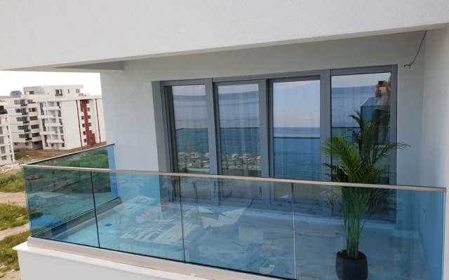 Wave 2 Promenada Apartments