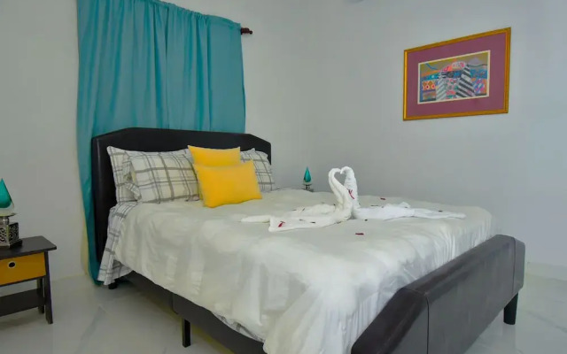 Rosil Place Aparthotel by the Beach