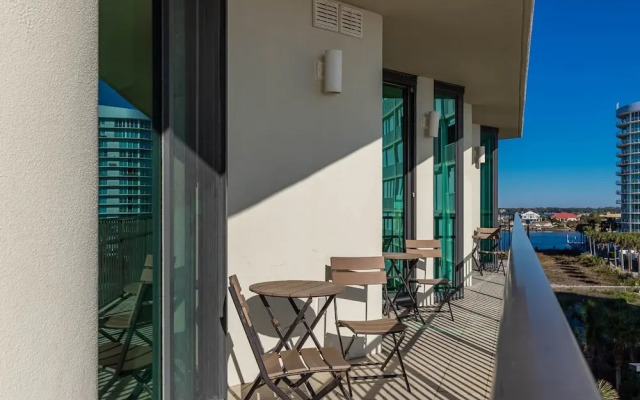 Phoenix Ix 508 3 Bedroom Condo