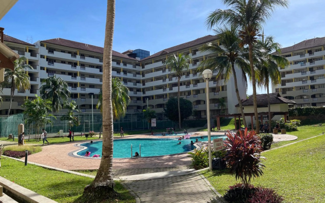 Sea La Vie Batik @ Laguna Resort