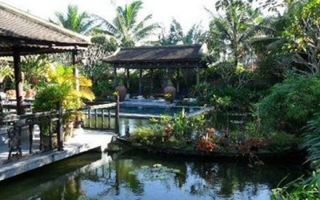 Villa Hoa Su - Frangipani Village Resort