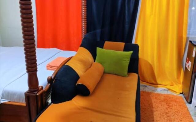VicLux Studio, Harlequins hotel Suites woodley, Ngong road