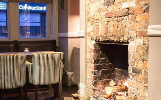 Ox Hotel Bar & Grill