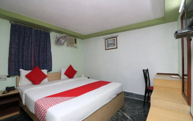 Collection O 5043 Ratnakar Days' Inn