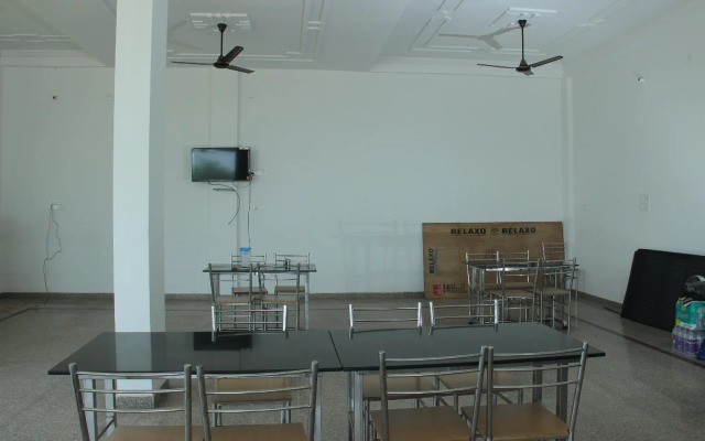 Capital O 82220 Athitya Resort