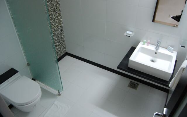 Sapphire Regency Hotel