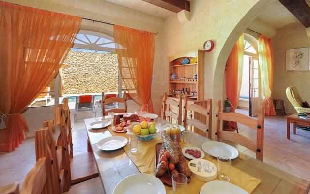 Narcisa Holiday Home