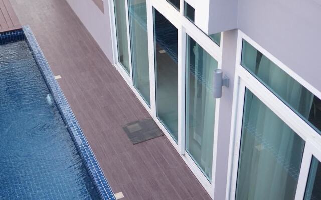 Golden Sea Hua Hin